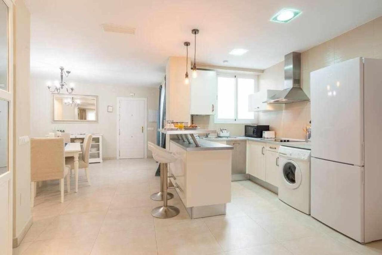 Apartamento Premium Junto A Catedral Málaga Kültér fotó