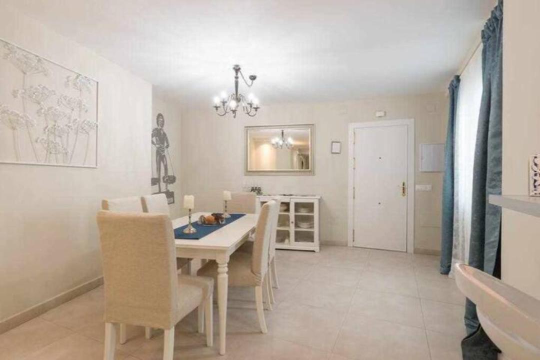 Apartamento Premium Junto A Catedral Málaga Kültér fotó